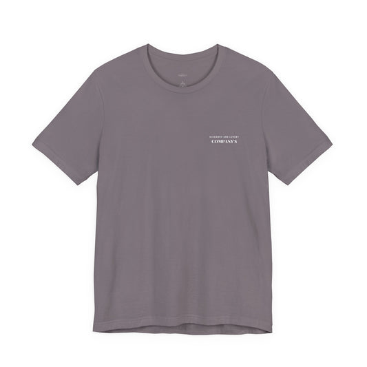 PLAYERA UNISEX COMPANY’S ELEGANCE AND LUXURY.